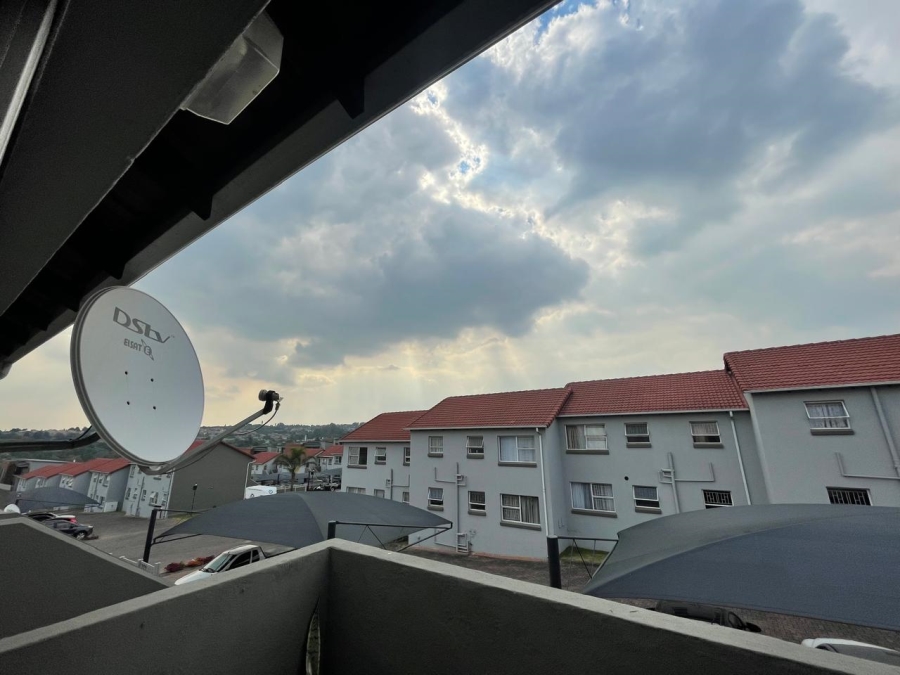To Let 2 Bedroom Property for Rent in Vorna Valley Gauteng