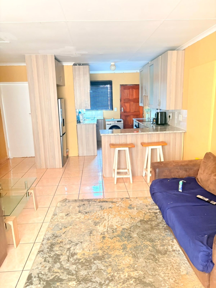 3 Bedroom Property for Sale in Clayville Gauteng