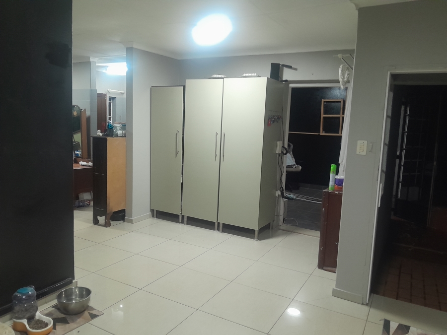 3 Bedroom Property for Sale in Garsfontein Gauteng