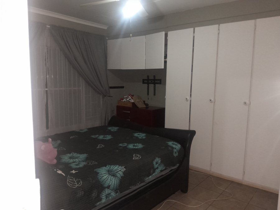 3 Bedroom Property for Sale in Garsfontein Gauteng