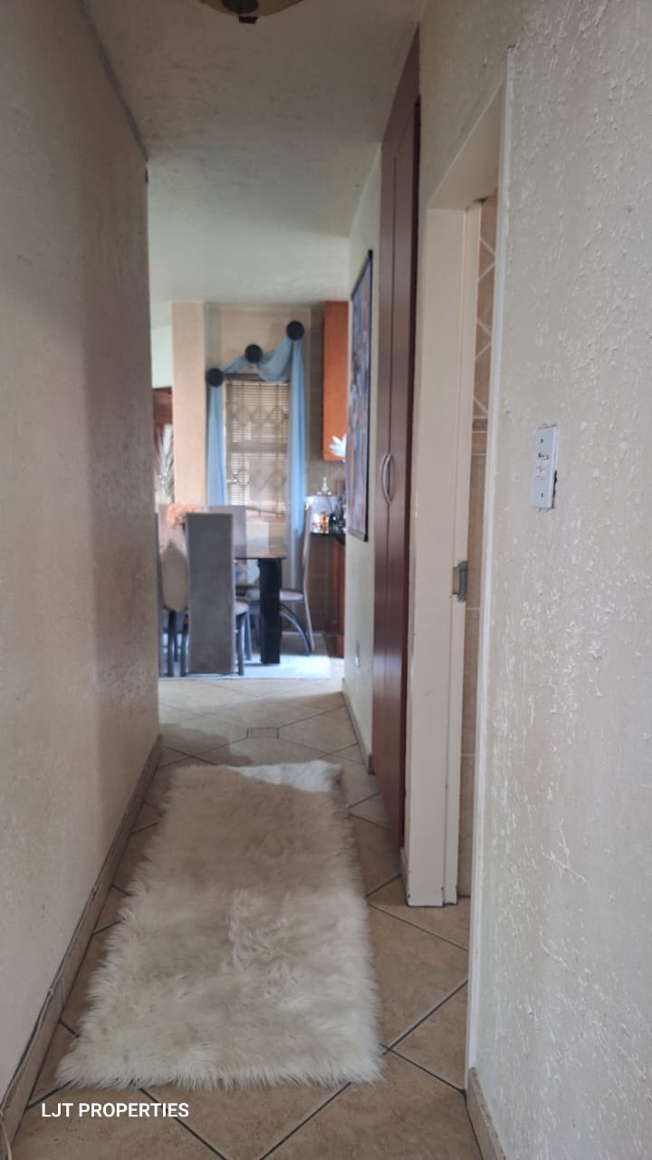 2 Bedroom Property for Sale in Bedfordview Gauteng