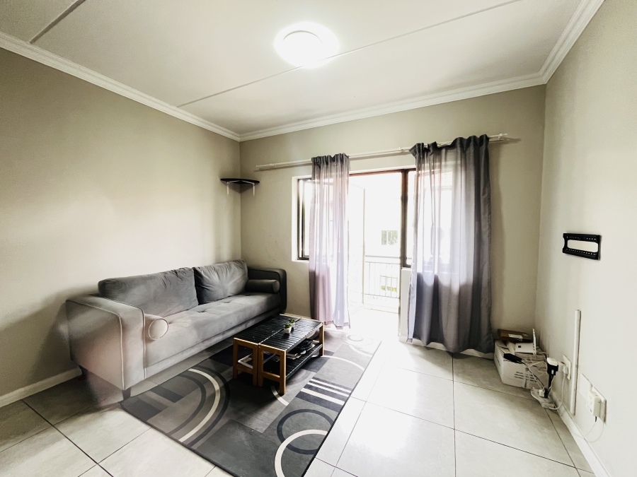 To Let 1 Bedroom Property for Rent in Broadacres Gauteng