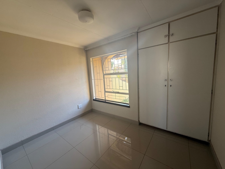 To Let 3 Bedroom Property for Rent in Witpoortjie Gauteng