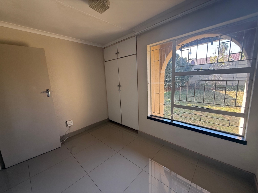 To Let 3 Bedroom Property for Rent in Witpoortjie Gauteng