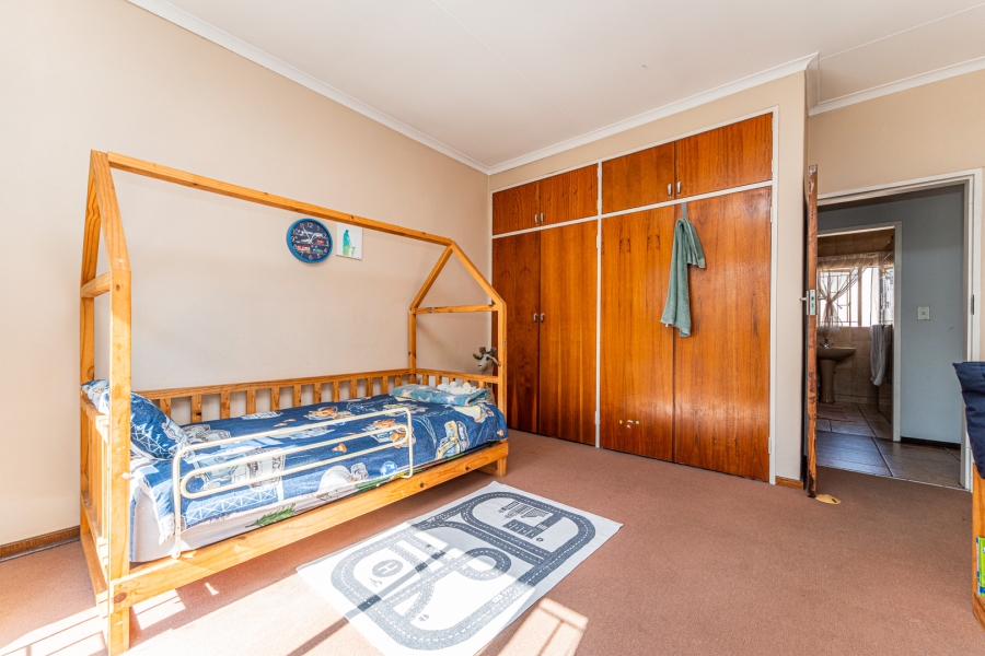 3 Bedroom Property for Sale in Zwartkop Gauteng