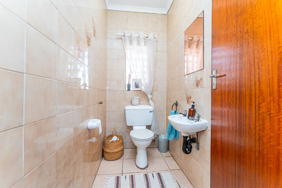 3 Bedroom Property for Sale in Zwartkop Gauteng