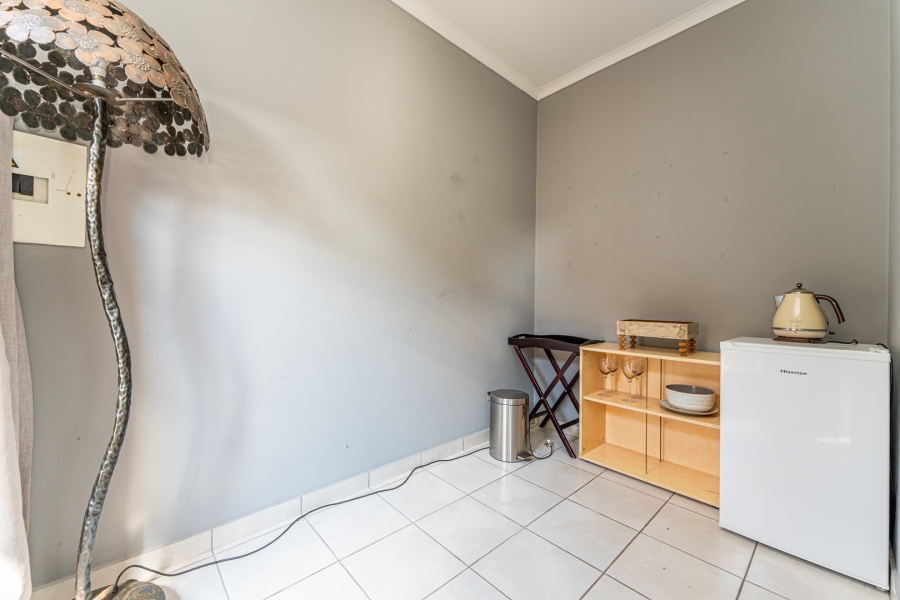 3 Bedroom Property for Sale in Zwartkop Gauteng