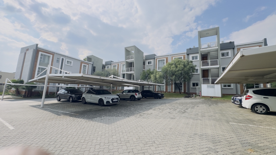 To Let 2 Bedroom Property for Rent in Bryanston Gauteng