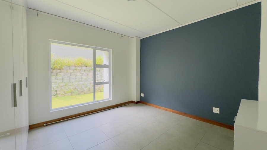 To Let 2 Bedroom Property for Rent in Bryanston Gauteng
