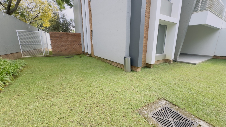 To Let 2 Bedroom Property for Rent in Bryanston Gauteng
