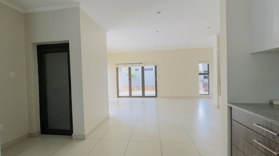 To Let 4 Bedroom Property for Rent in Bryanston East Gauteng