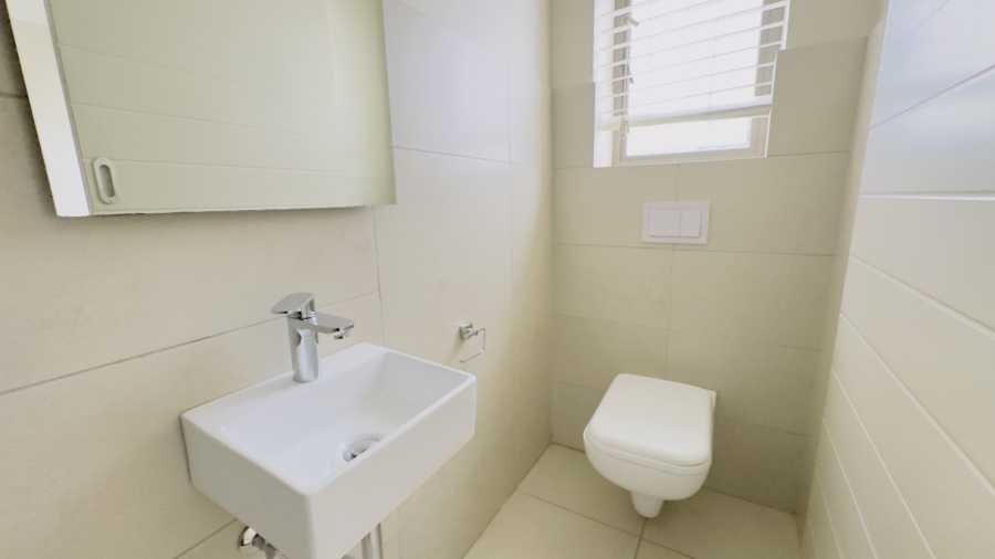 To Let 4 Bedroom Property for Rent in Bryanston East Gauteng