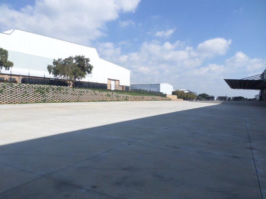 To Let Commercial Property for Rent in Linbro Park Gauteng