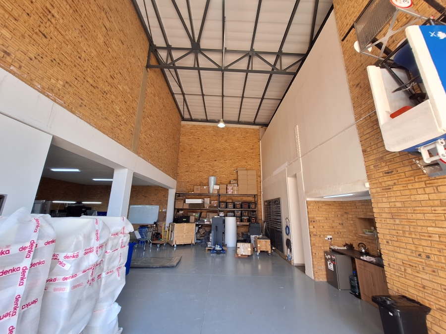 To Let Commercial Property for Rent in Lanseria Gauteng