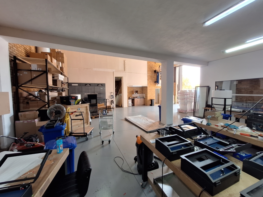 To Let Commercial Property for Rent in Lanseria Gauteng