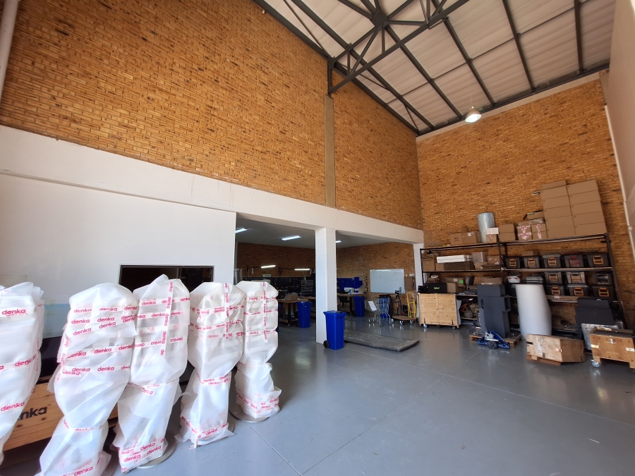 To Let Commercial Property for Rent in Lanseria Gauteng