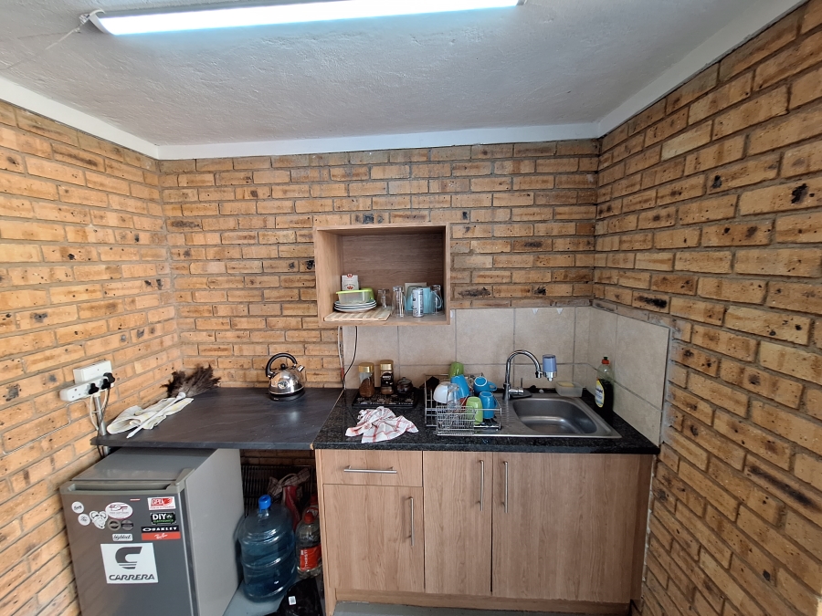 To Let Commercial Property for Rent in Lanseria Gauteng