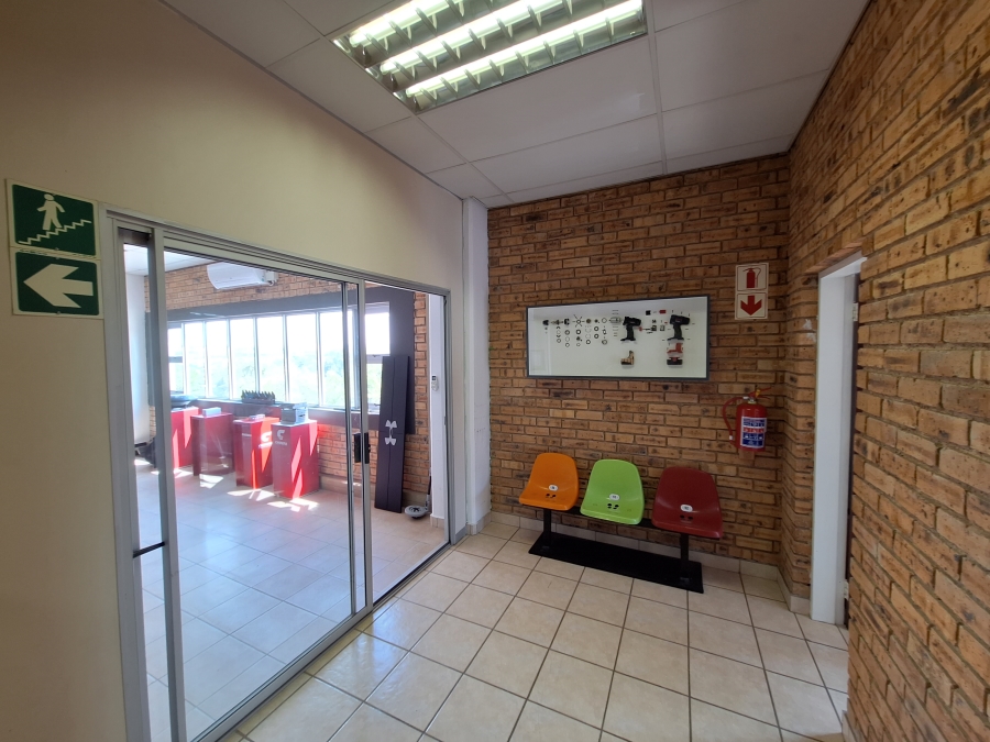 To Let Commercial Property for Rent in Lanseria Gauteng