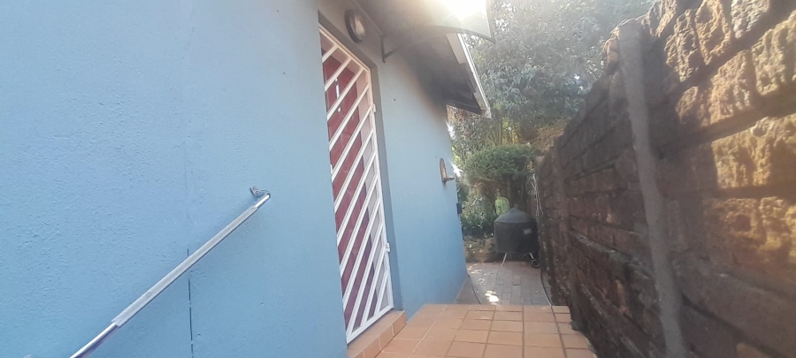 1 Bedroom Property for Sale in Bergbron Gauteng