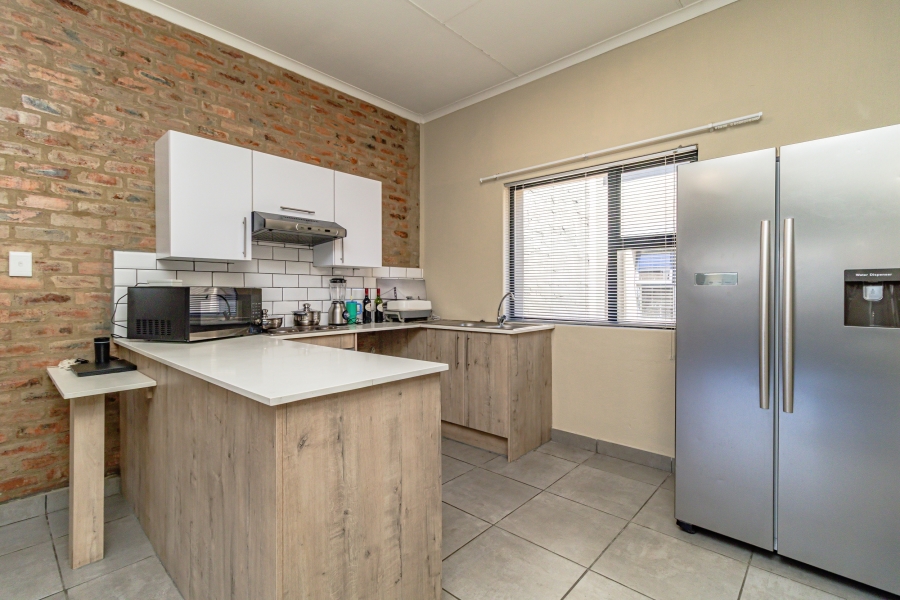 2 Bedroom Property for Sale in Pomona Gauteng