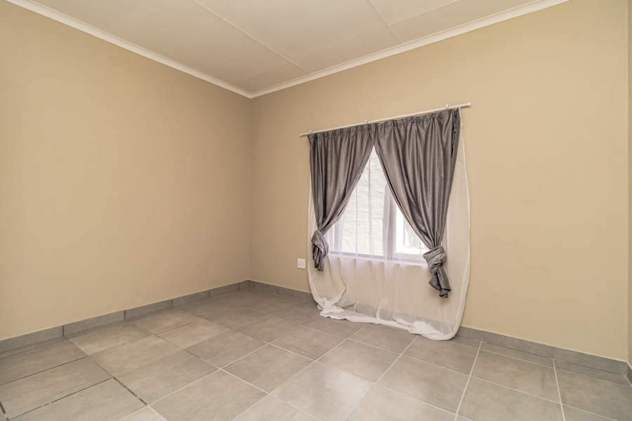 2 Bedroom Property for Sale in Pomona Gauteng