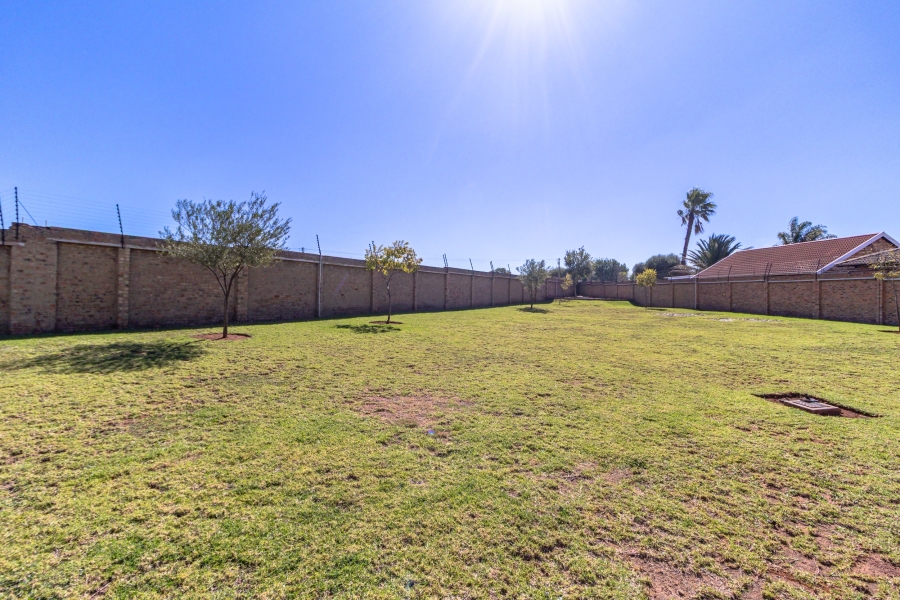 2 Bedroom Property for Sale in Pomona Gauteng