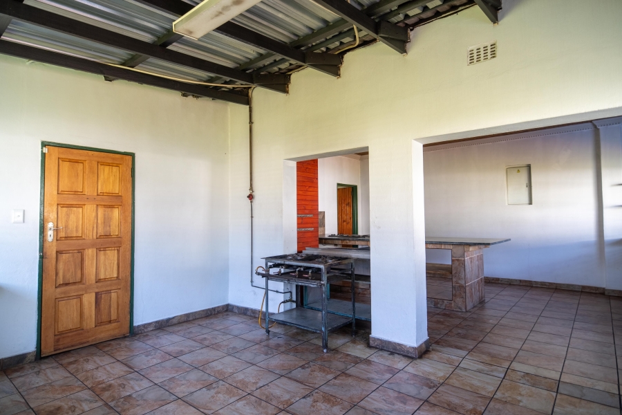 24 Bedroom Property for Sale in Golf View Gauteng