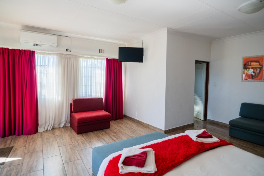 24 Bedroom Property for Sale in Golf View Gauteng