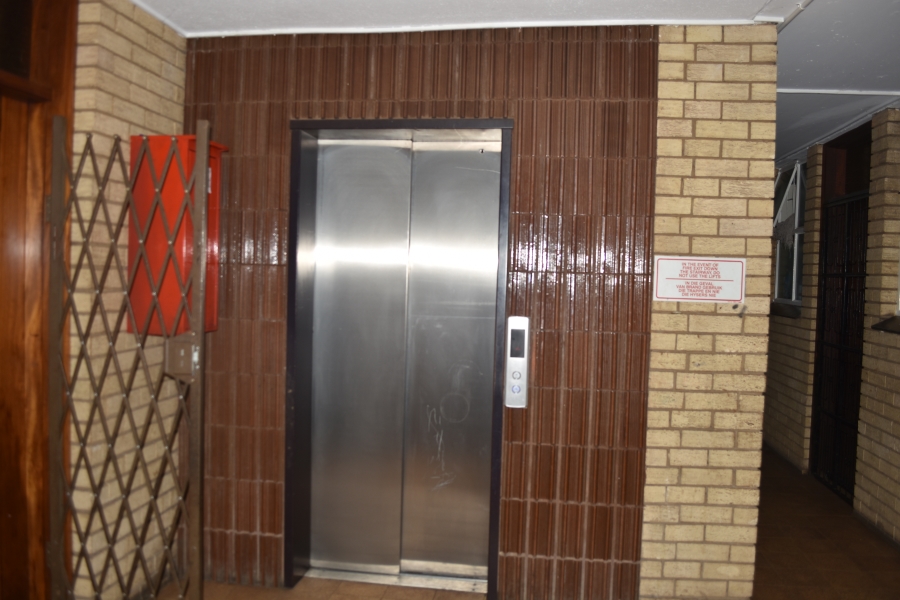 2 Bedroom Property for Sale in Pretoria Central Gauteng