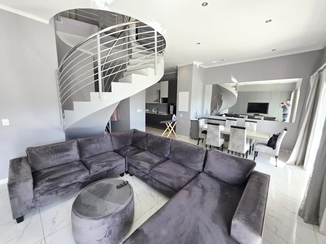 3 Bedroom Property for Sale in Sandhurst Gauteng