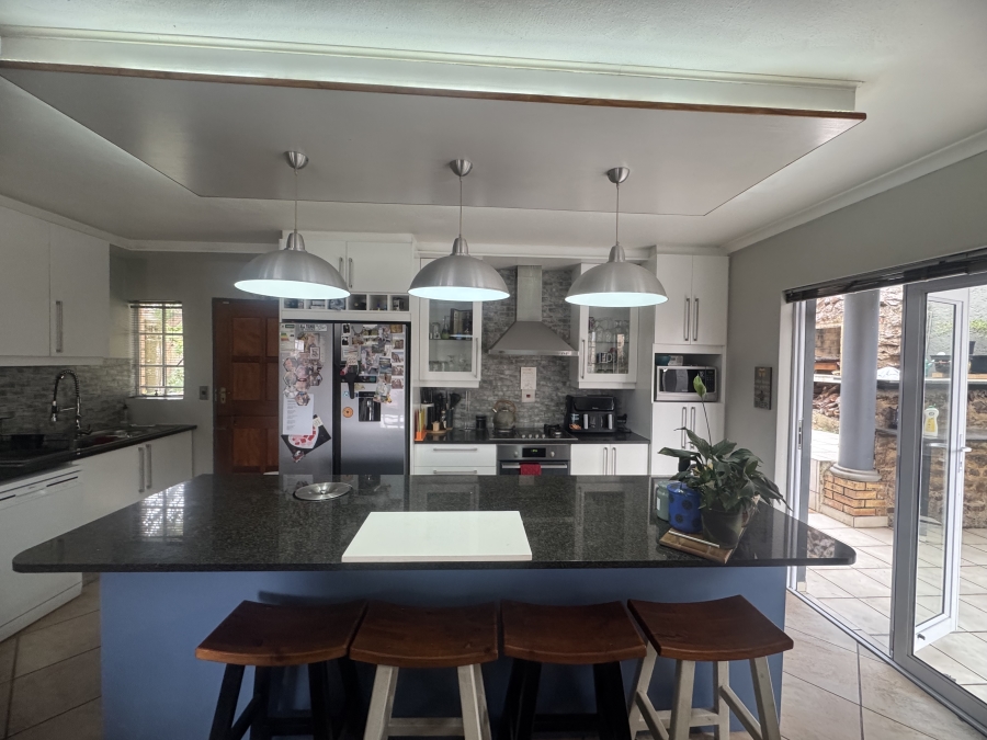 To Let 3 Bedroom Property for Rent in Albemarle Gauteng