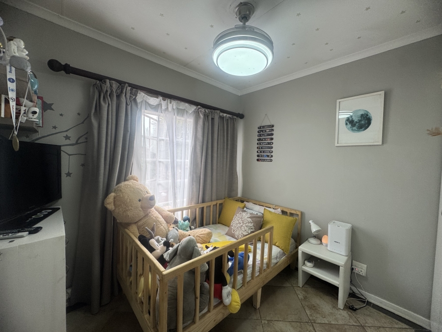 To Let 3 Bedroom Property for Rent in Albemarle Gauteng