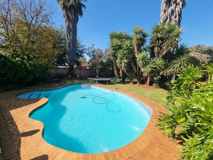 4 Bedroom Property for Sale in Albemarle Gauteng