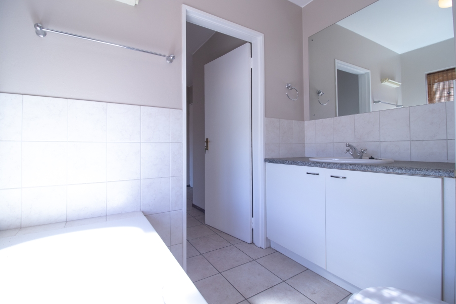 2 Bedroom Property for Sale in Bryanston Gauteng