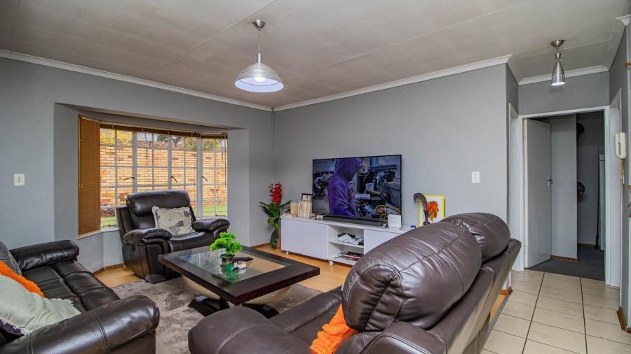 2 Bedroom Property for Sale in Croydon Gauteng