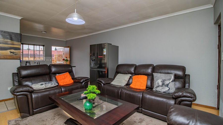 2 Bedroom Property for Sale in Croydon Gauteng