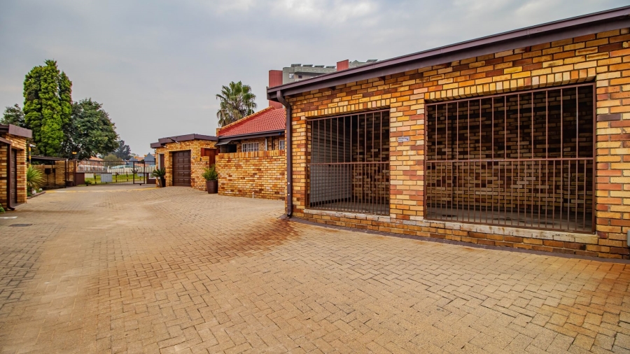 2 Bedroom Property for Sale in Croydon Gauteng