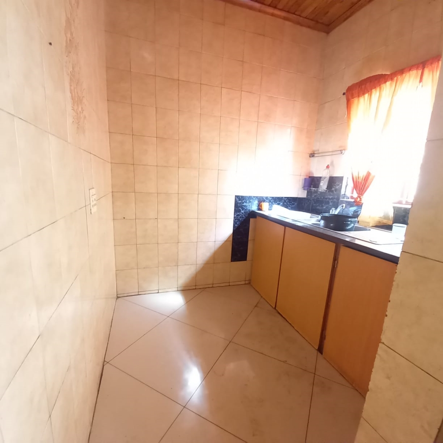 7 Bedroom Property for Sale in Actonville Gauteng