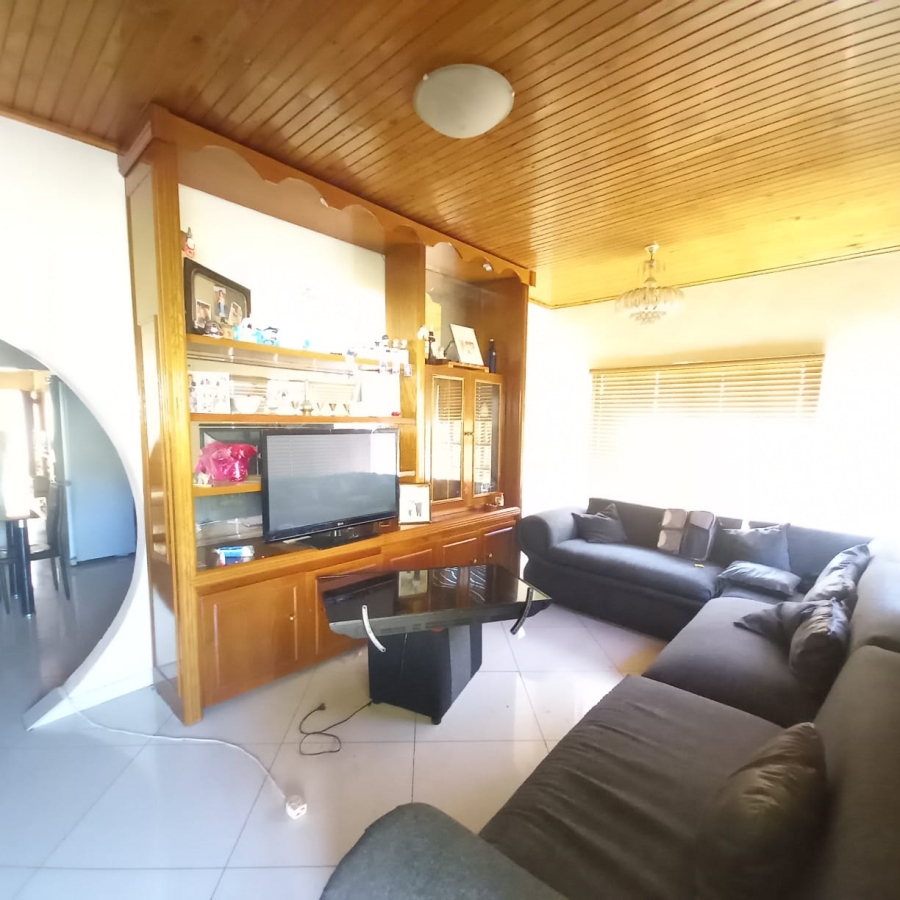 7 Bedroom Property for Sale in Actonville Gauteng
