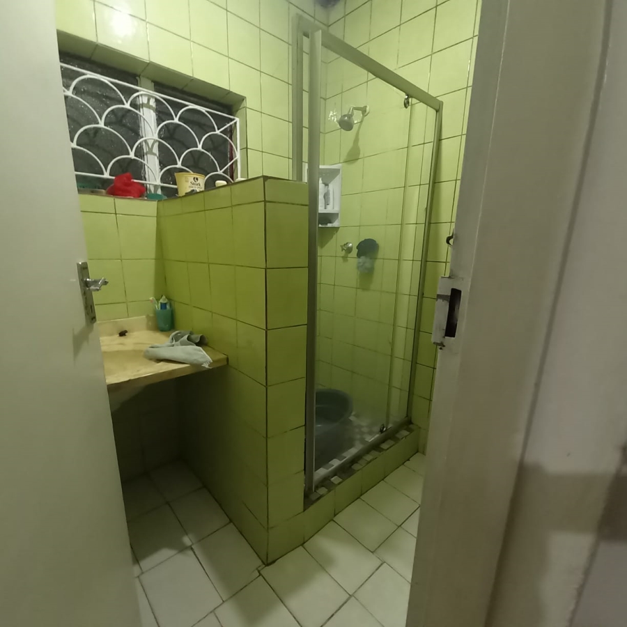7 Bedroom Property for Sale in Actonville Gauteng