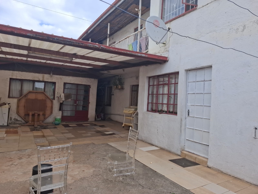 7 Bedroom Property for Sale in Actonville Gauteng