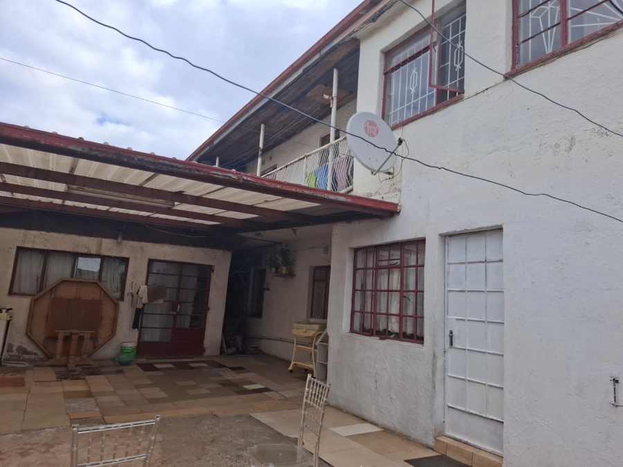 7 Bedroom Property for Sale in Actonville Gauteng
