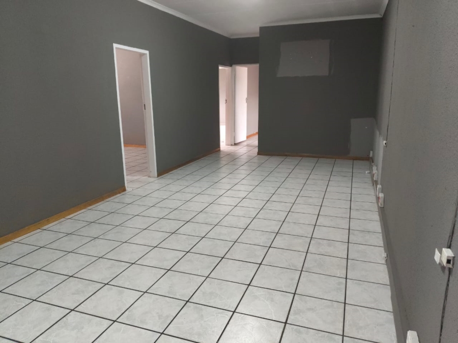 To Let Commercial Property for Rent in Sunward Park Gauteng