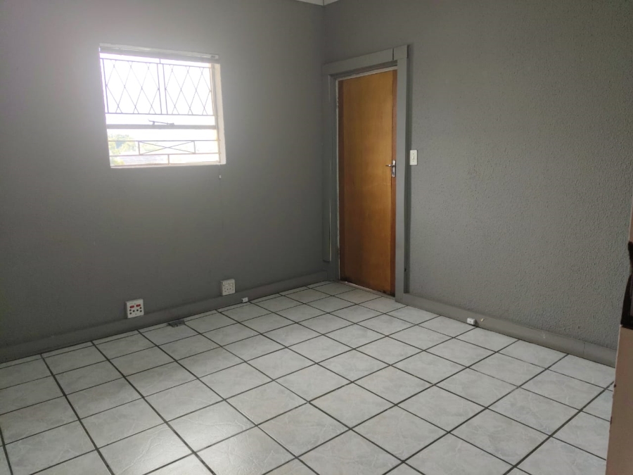 To Let Commercial Property for Rent in Sunward Park Gauteng