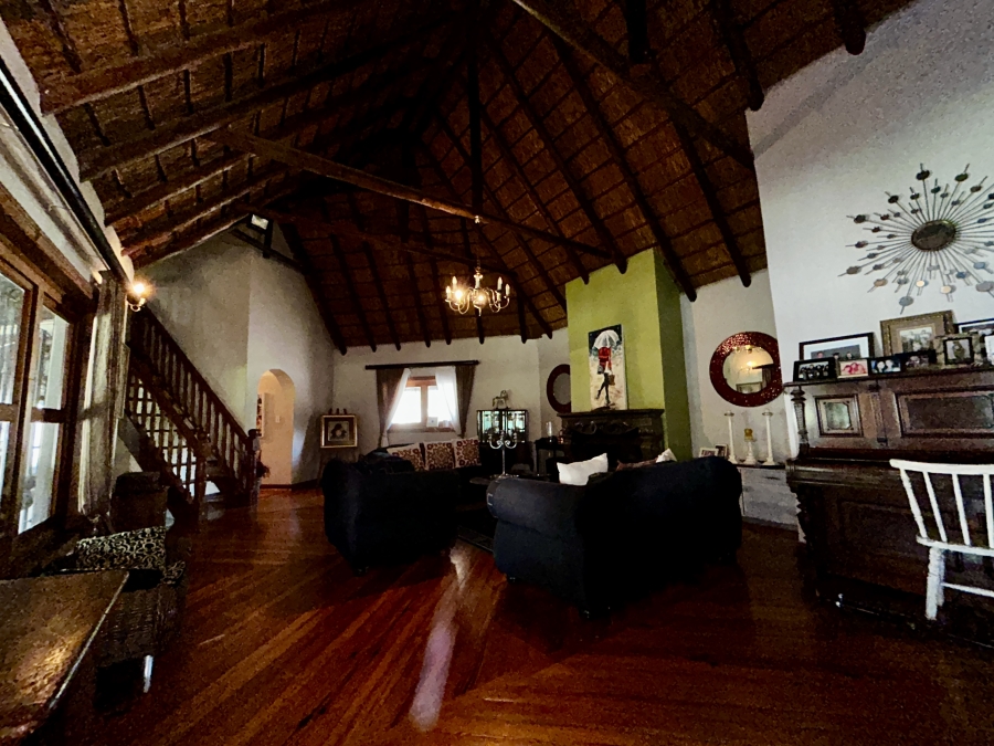 9 Bedroom Property for Sale in Mnandi Gauteng