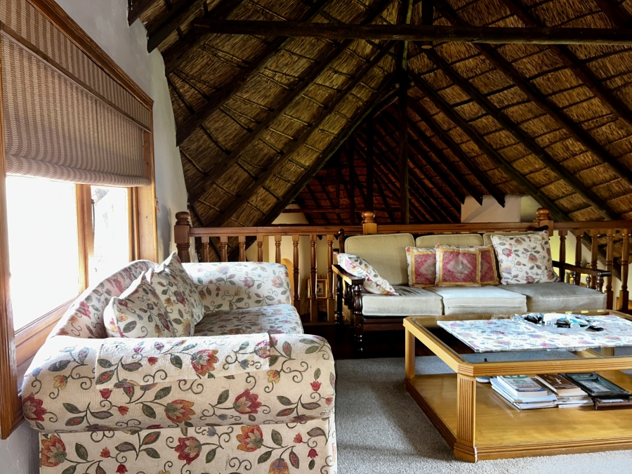 9 Bedroom Property for Sale in Mnandi Gauteng