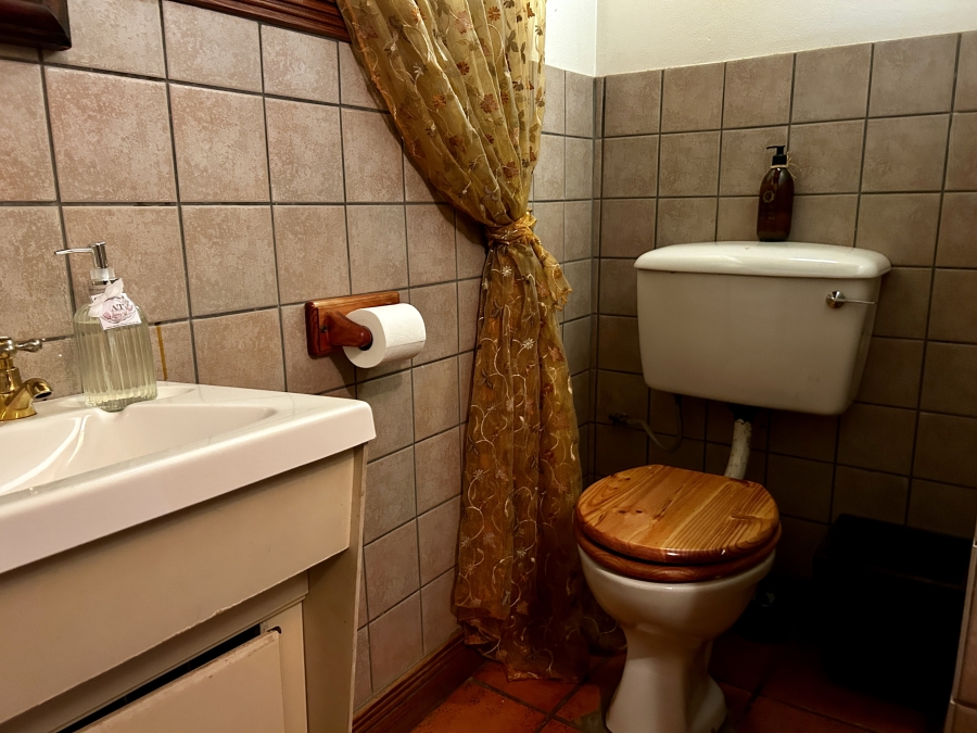 9 Bedroom Property for Sale in Mnandi Gauteng