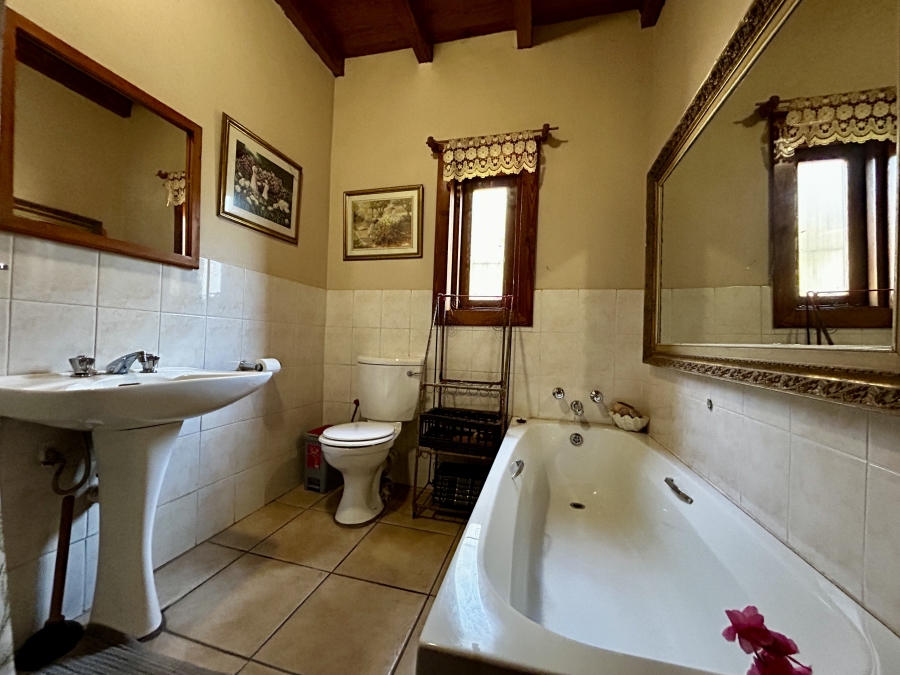 9 Bedroom Property for Sale in Mnandi Gauteng