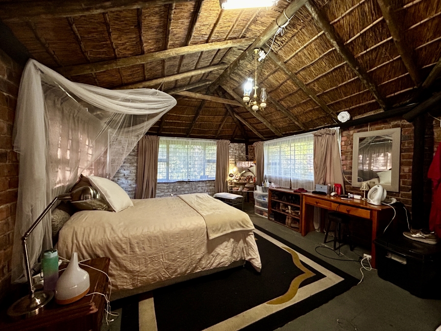 9 Bedroom Property for Sale in Mnandi Gauteng