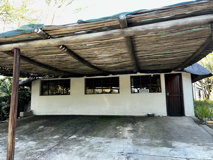 9 Bedroom Property for Sale in Mnandi Gauteng